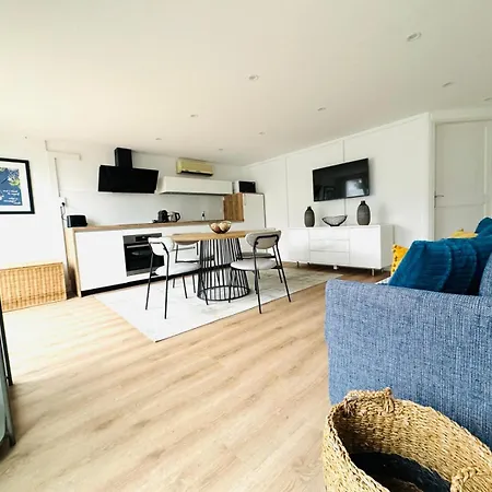 Leon Apartment *